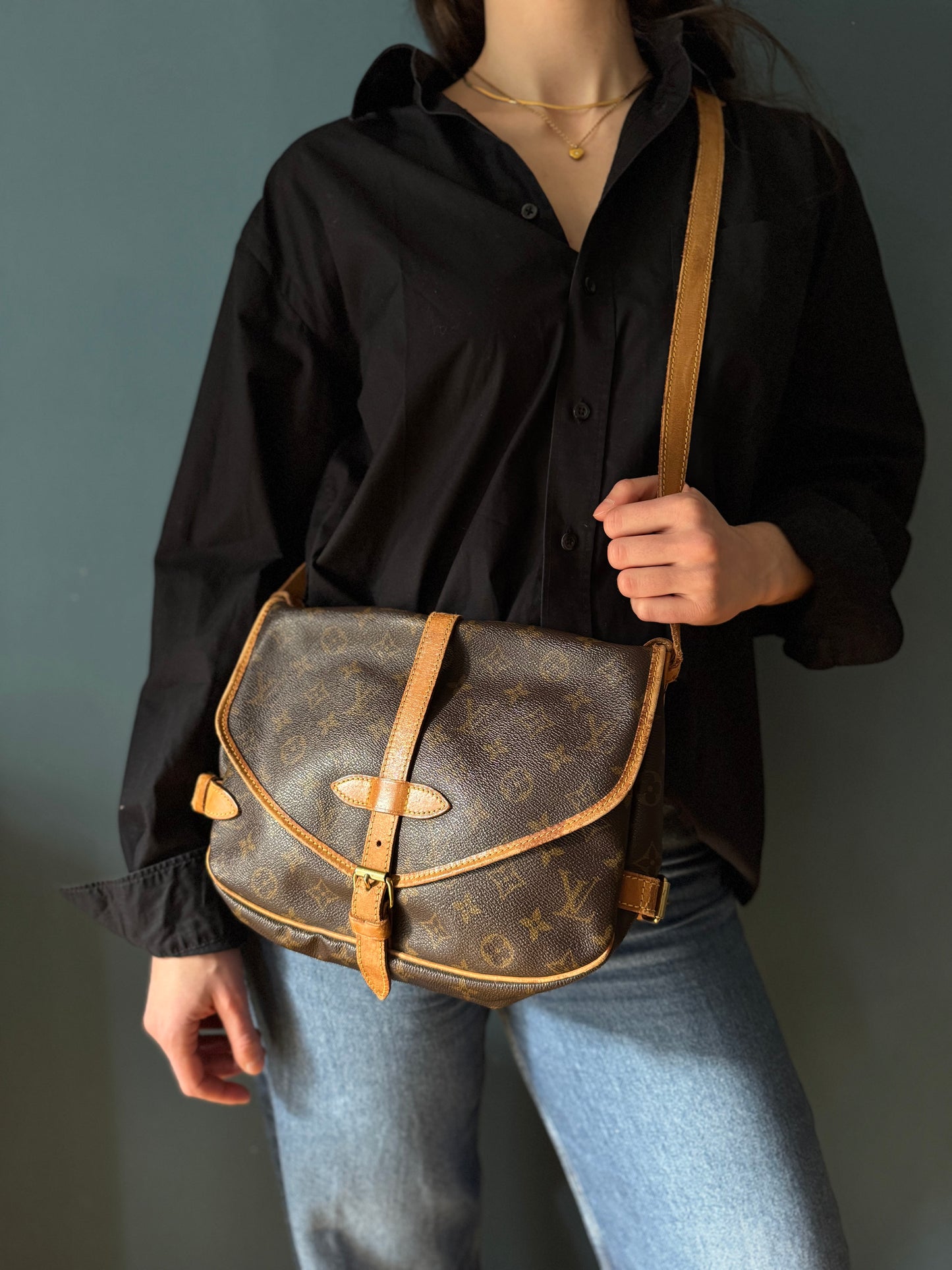 Louis Vuitton Saumur 30