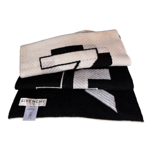 Givenchy Schal